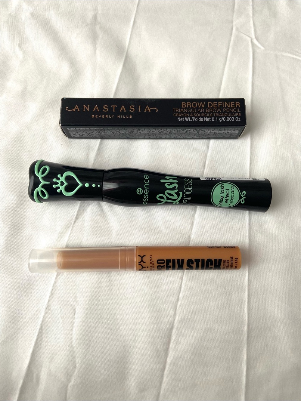 Anastasia Beverly Hills Brow Definer & Complementary Brown Makeup Trio